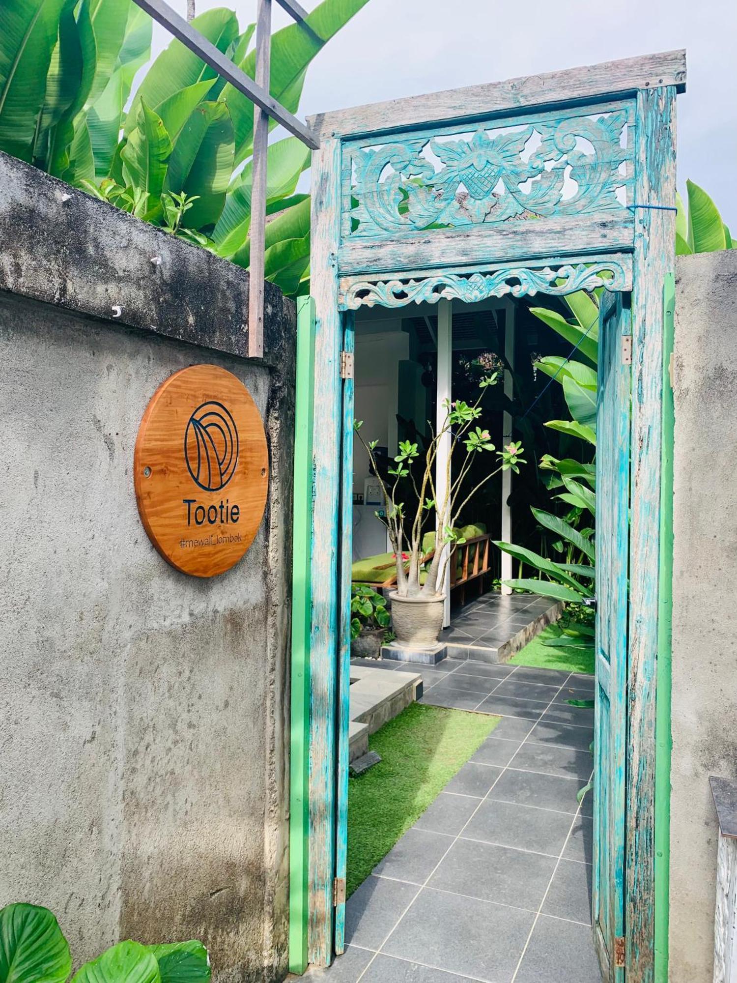 Mewali Villa'S Kuta  Kültér fotó