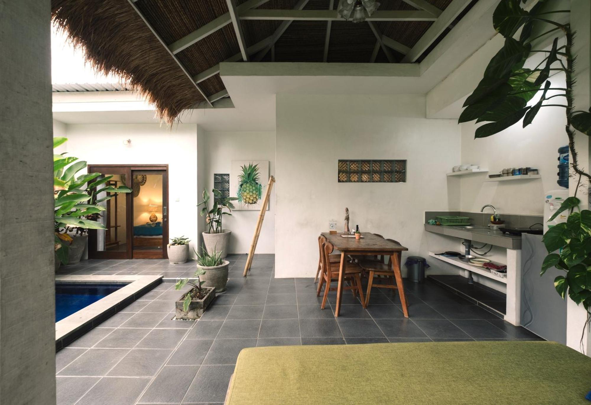 Mewali Villa'S Kuta  Kültér fotó